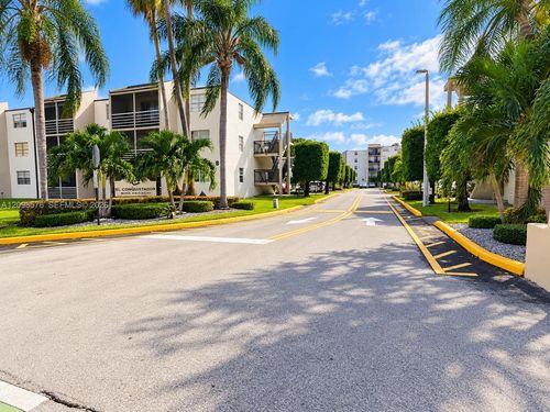 a-305-14185 Sw 87th St, Miami, FL, 33183-4477 | Card Image