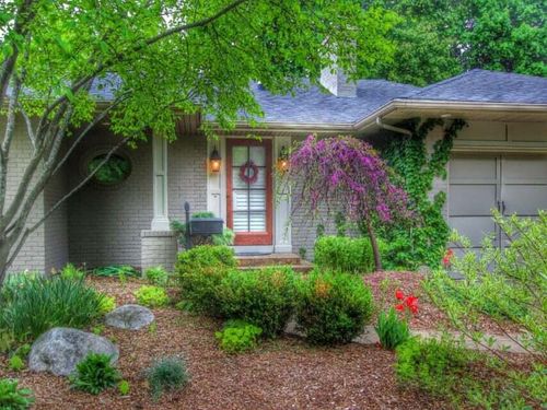 2020 Argentina Dr, East Grand Rapids, MI, 49506-3477 | Card Image