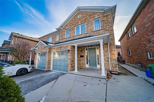 upper-40 Trumpet Valley Blvd, Brampton, ON, L7A3N8 | Card Image