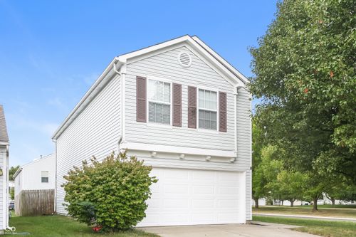 4506 Redcliff South Ln, Plainfield, IN, 46168-7572 | Card Image