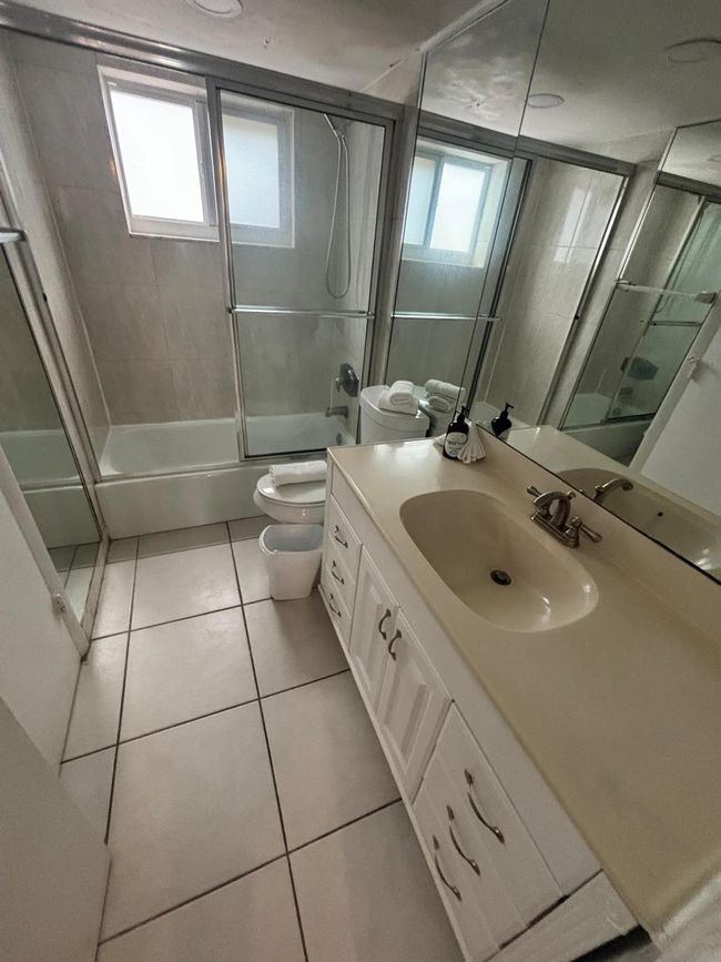 APT-202 - 2131 Ne 41 St St, Condo with 1 bedrooms, 1 bathrooms and null parking in Lighthouse Point FL | Image 15