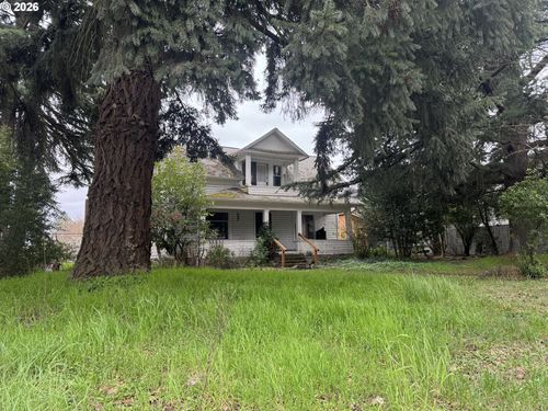 805 River Rd, Eugene, OR, 97404-3245 | Card Image