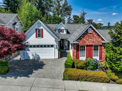 12441 Adair Creek Way Ne, Redmond, WA, 98053-6289 | Card Image