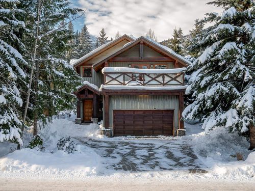8107 Muirfield Cres, Whistler, BC, V8E1J7 | Card Image