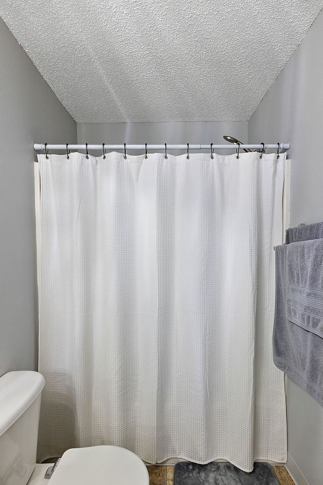 12303 Pinehurst Ln, Condo with 2 bedrooms, 2 bathrooms and null parking in Grand Blanc MI | Image 32