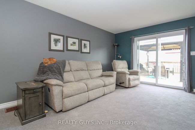 3211 County Rd 2, House other with 7 bedrooms, 4 bathrooms and 6 parking in Keene ON | Image 12