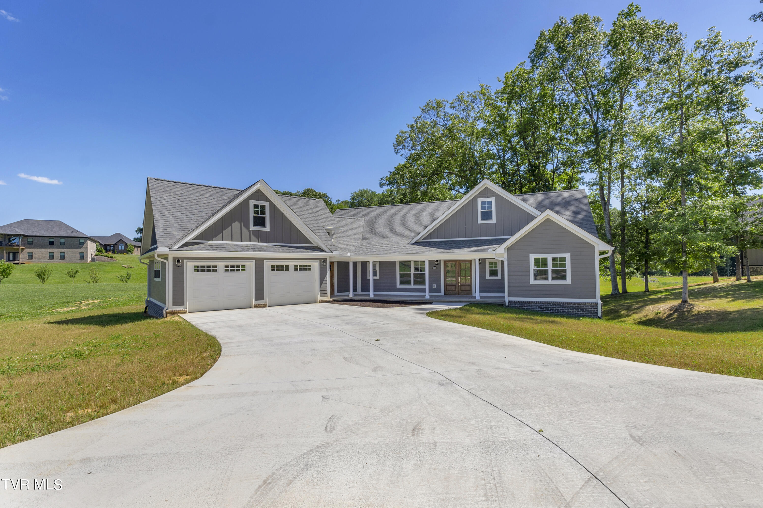 Hester Ct, Piney Flats, TN 37686