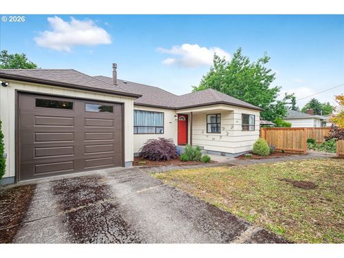 209 Se 90th Ave, Portland, OR, 97216-1545 | Card Image