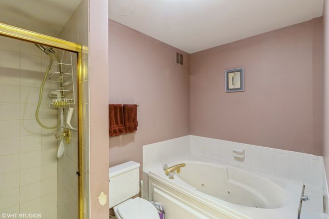 APT-102 - 3100 Lexington Ln, Condo with 2 bedrooms, 3 bathrooms and 2 parking in Glenview IL | Image 8