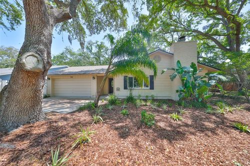 940 Woodland Dr, PALM HARBOR, FL, 34683-6657 | Card Image