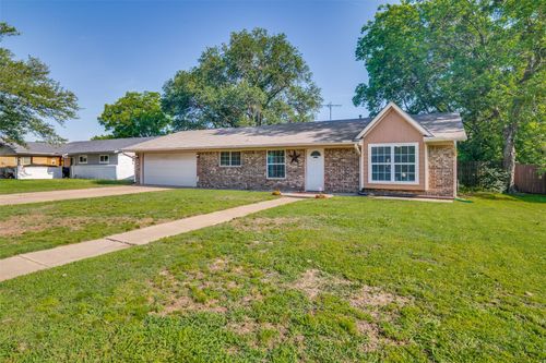 2003 Egret Ln, Greenville, TX, 75402-3201 | Card Image