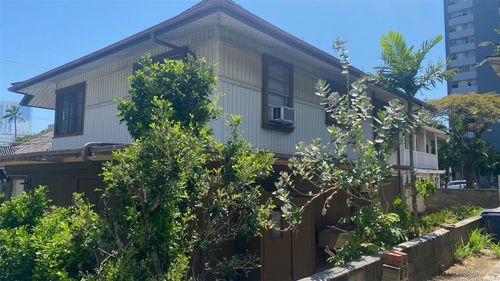 914 Kinau St, Honolulu, HI, 96814-1045 | Card Image