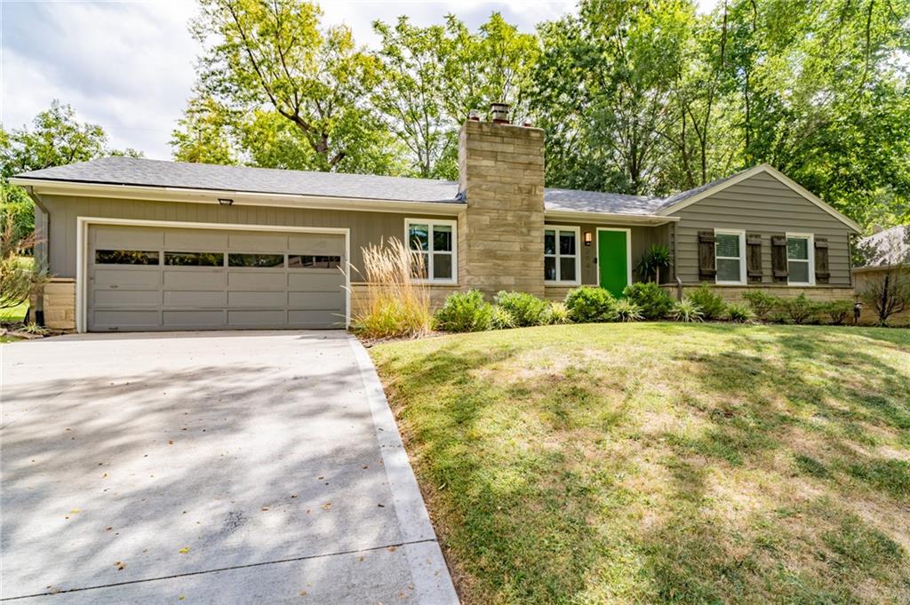 Grand Ave, Kansas City, MO 64116