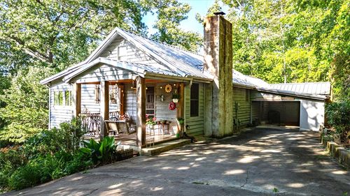 4277 Highway 11, Pickens, SC, 29671-9557 | Card Image