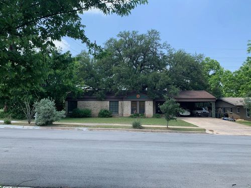 5702 Fairlane Dr, Austin, TX, 78757-4413 | Card Image