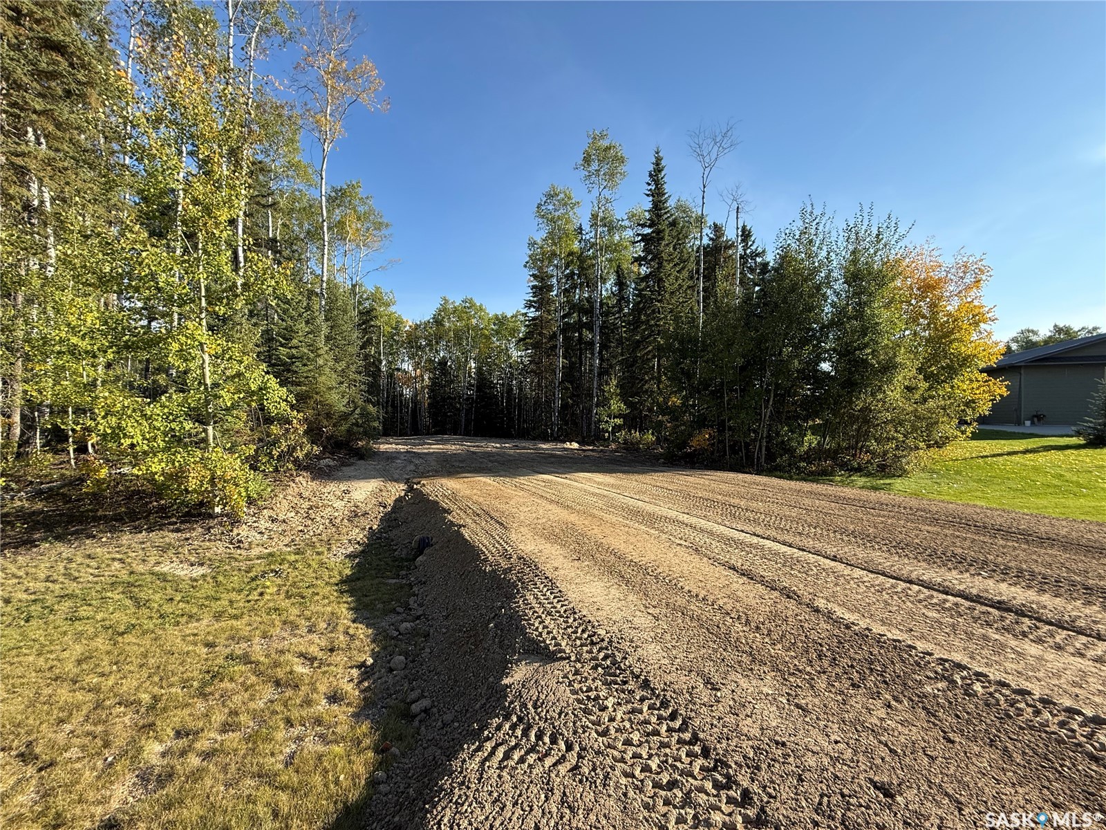 Land in Candle Lake 4