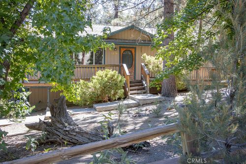 2220 Symonds Dr, Pine Mountain Club, CA, 93222-4101 | Card Image
