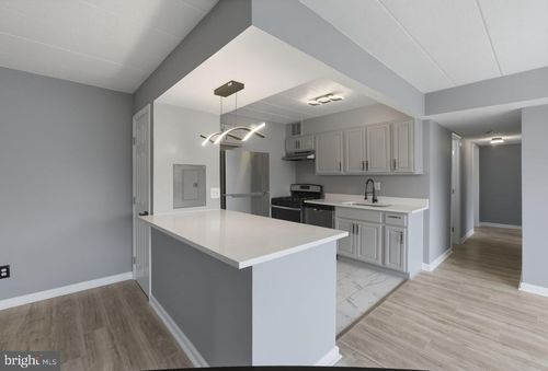 apt-302-9205 New Hampshire Ave, SILVER SPRING, MD, 20903-3612 | Card Image