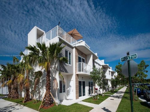 25718 Sw 143rd Path, Homestead, FL, 33032-5307 | Card Image