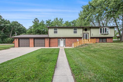 5445 N Pawnee Trl, La Porte, IN, 46350 | Card Image