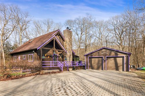 198 Hortontown Rd, Hopewell Junction, NY, 12533-7032 | Card Image