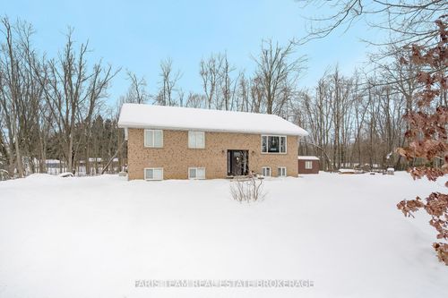 3576 Peter St, Brechin, ON, L0K1B0 | Card Image