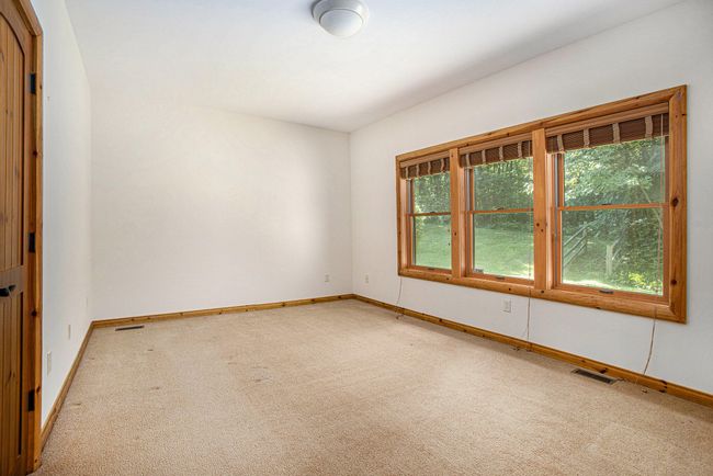 019__90a6487_532 | Image 24