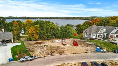 4946 Bridgevine Way, Independence, MN, 55359 | Card Image