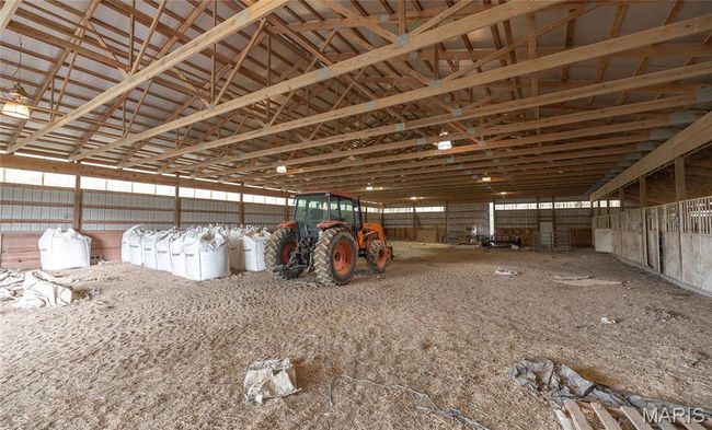 24265 Vinyard Rd, House other with 3 bedrooms, 2 bathrooms and 2 parking in Cuba MO | Image 35