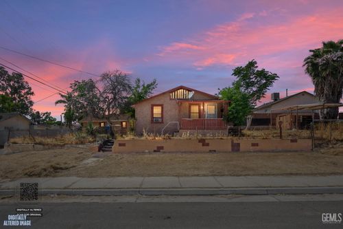2418 N Inyo Street, Bakersfield, CA, 93305 | Card Image