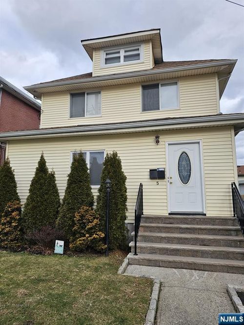 5 Bay Ave, Bloomfield, NJ, 07003-3705 | Card Image