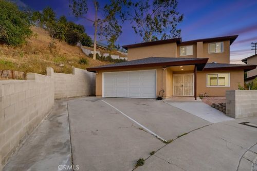 125 Campanita Ct, Monterey Park, CA, 91754-2330 | Card Image