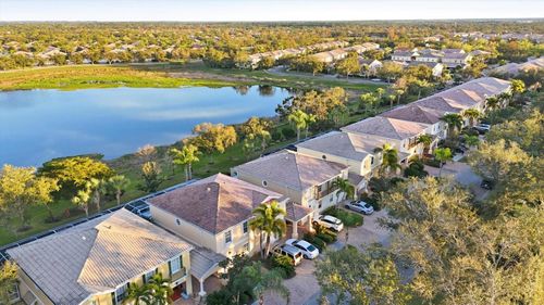 7528 Andora Dr, SARASOTA, FL, 34238-4748 | Card Image