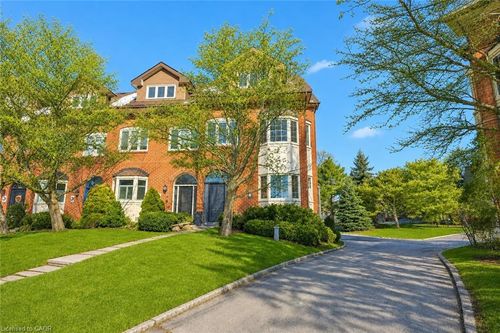 63 Tradewind Dr, Oakville, ON, L6L6K8 | Card Image