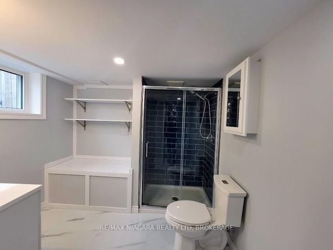 6476 Maranda St, Home with 4 bedrooms, 2 bathrooms and 3 parking in Niagara Falls ON | Image 24