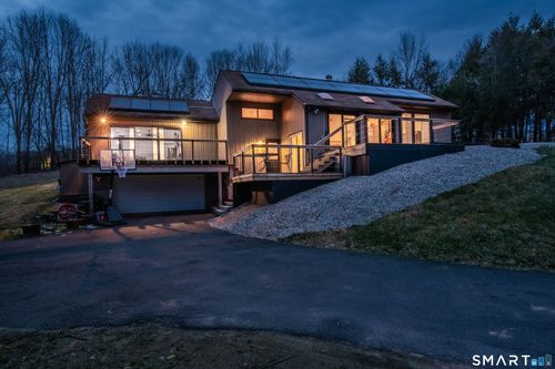 54 Baxter St, Tolland, CT, 06084-3912 | Card Image
