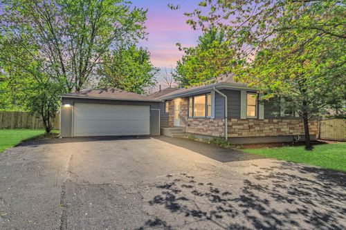 117 Arthur Ave, South Elgin, IL, 60177-1201 | Card Image