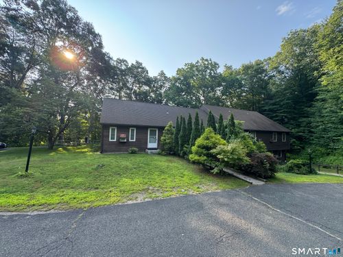 16e-239 Old Farms Rd, Avon, CT, 06001-2216 | Card Image