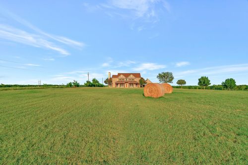 1810 Longbranch Rd, Midlothian, TX, 76065-5274 | Card Image