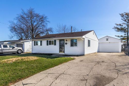 102 Redmond Road, Columbus, OH, 43228 | Card Image