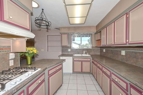 10116 W Peoria Ave, Sun City, AZ, 85351-4247 | Card Image