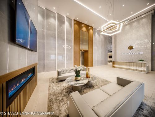 24b-1701 Hermann Dr, Houston, TX, 77004-7452 | Card Image