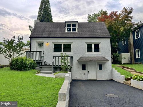 1950 Clayton Ave, FEASTERVILLE TREVOSE, PA, 19053-3680 | Card Image