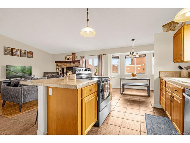 920 Forest Edge Rd, House other with 3 bedrooms, 2 bathrooms and null parking in Woodland Park CO | Image 7