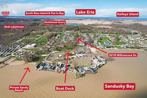 2078 Willowcove Dr, Marblehead, OH, 43440-2471 | Card Image