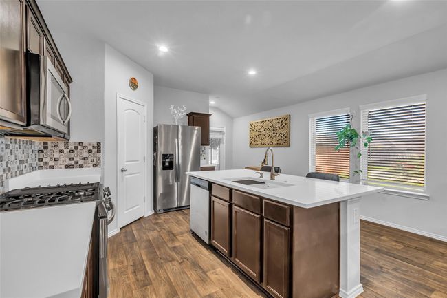 2422 Sheephorn Summit Trl, House other with 3 bedrooms, 2 bathrooms and 2 parking in Spring TX | Image 10