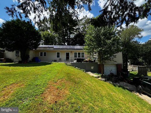 2 Piping Rock Dr, SILVER SPRING, MD, 20905-5862 | Card Image