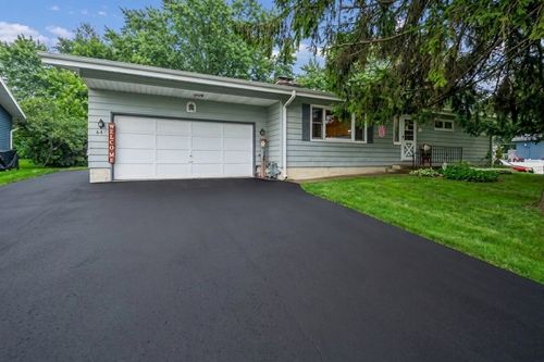 41061 N 3rd St, Antioch, IL, 60002-2205 | Card Image