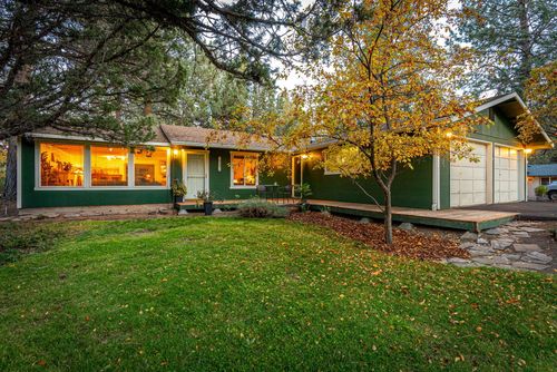 61376 Robin Hood Ln, Bend, OR, 97702-2219 | Card Image