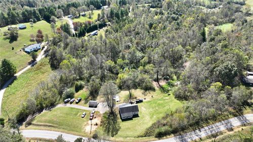 179 Glenn Carlton Rd, Boomer, NC, 28606-8139 | Card Image